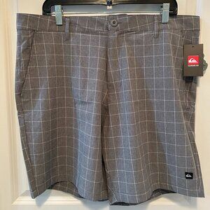 Quiksilver Gray Plaid Shorts Men's Size 36